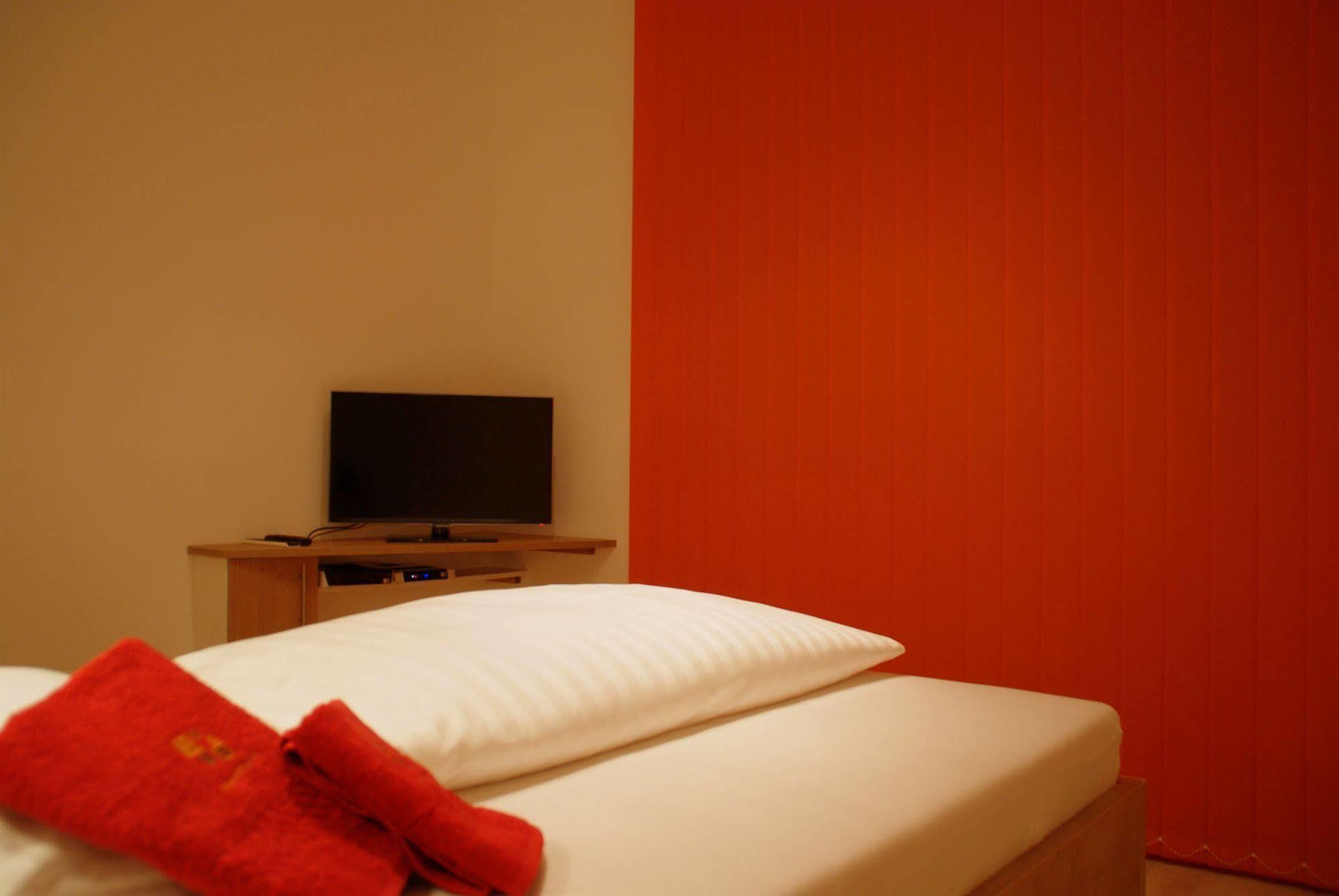 Servus Vienna Karlsplatz Экстерьер фото